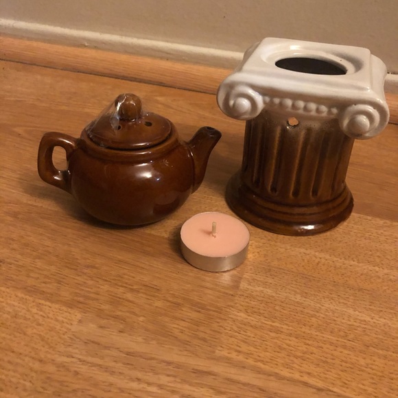 Ceramic Regal column kettle tea light oil burner - Picture 5 of 8